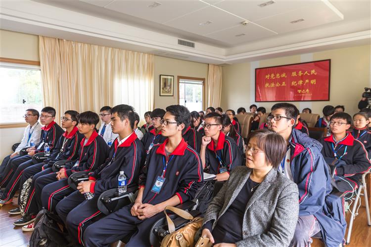 上海市工业技术学校:走进水上公安局，探访“水上英雄”-教育频道-东方网