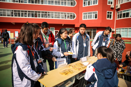 2017年上海市高中生经济论坛于华东师范大学附属东昌中学圆满召开