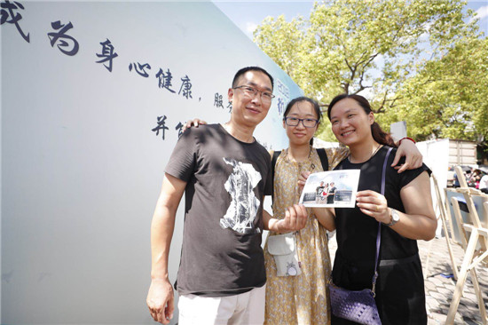 00后大学生报到啦!有主见、够自我、敢表达…