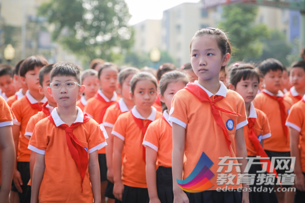 小学专题:民办第一天,开学彭浦v小学图文爱我中小学育才凤岗图片