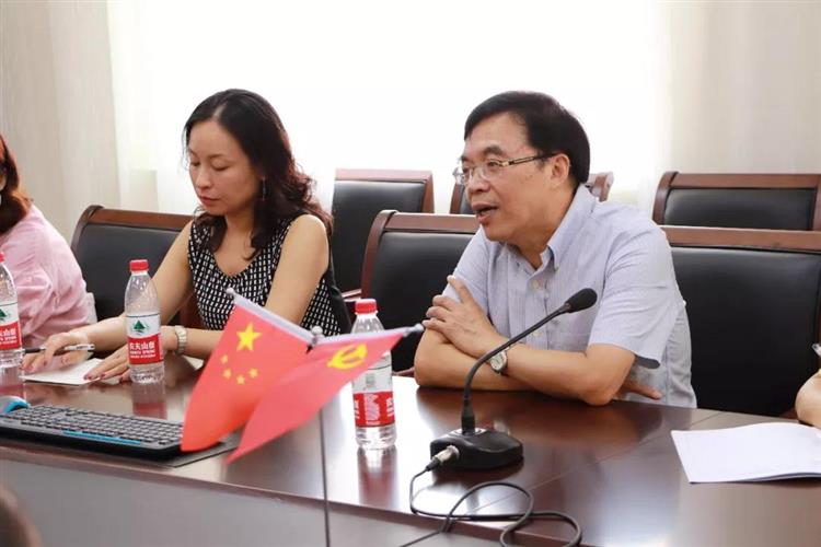 [浦东]龚路中学:“新起点 新征程-川沙中学领导、教师莅临上海第二工业大学附属龚路中学指导