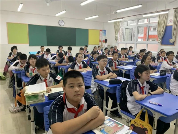 [浦东]南汇四中:新学新貌 礼赞祖国-2019学年第