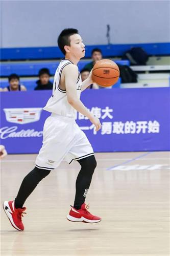 2025珠江啤酒粤男篮 常规赛第三轮观赛全攻略直播福利等你CBA中文网——中国男子篮球职业联赛赛程比分+球队数据+盘口分析来拿！