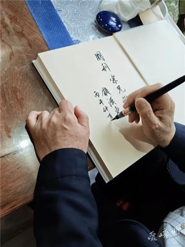 WDCM�ϴ�ͼƬ